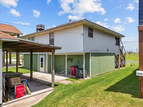 614 W 1st Street Freeport TX 77541