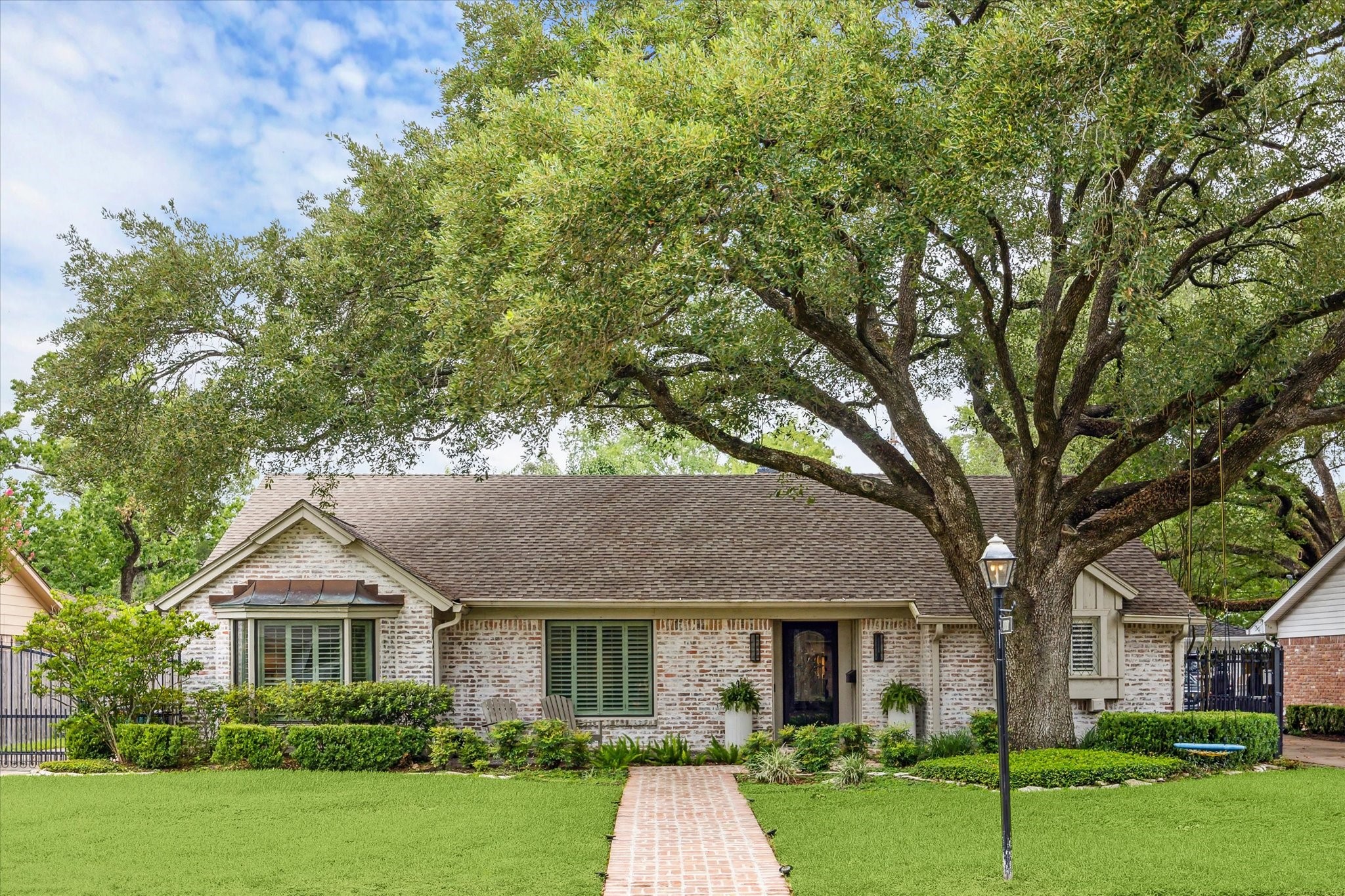 10010 Piping Rock Lane Houston TX 77042