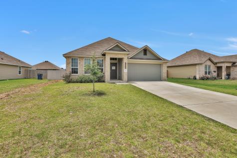 109 Meadow Lake Court Navasota TX 77868