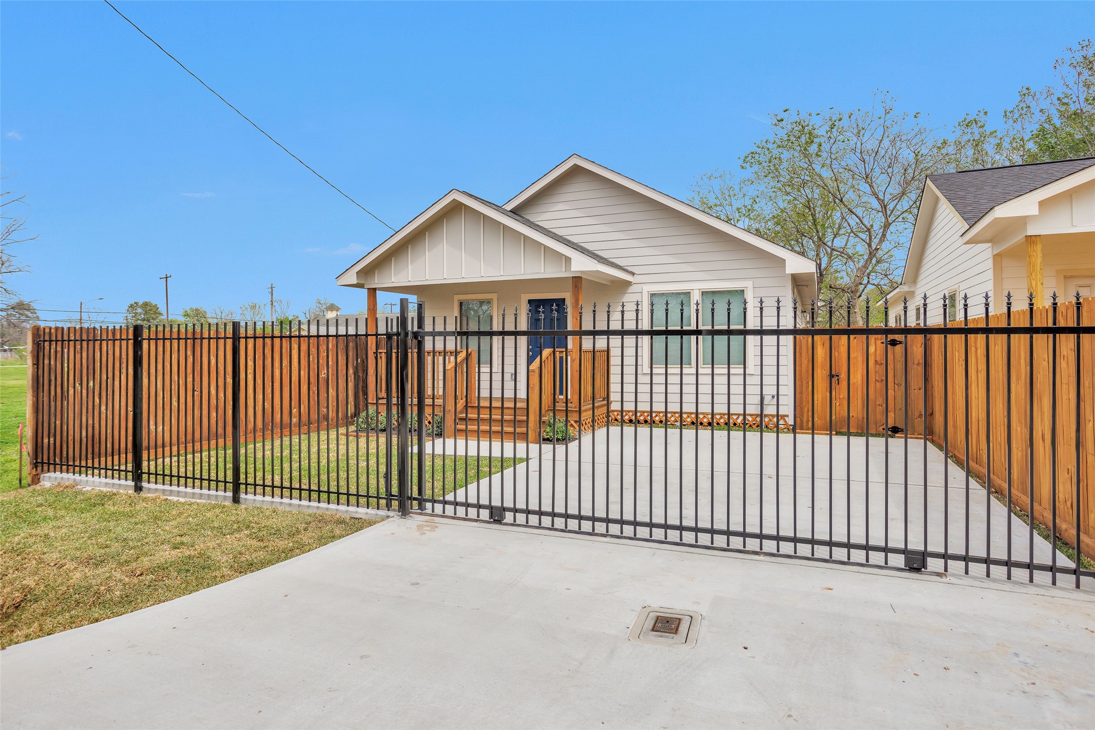 3920 Falls Street Houston TX 77026