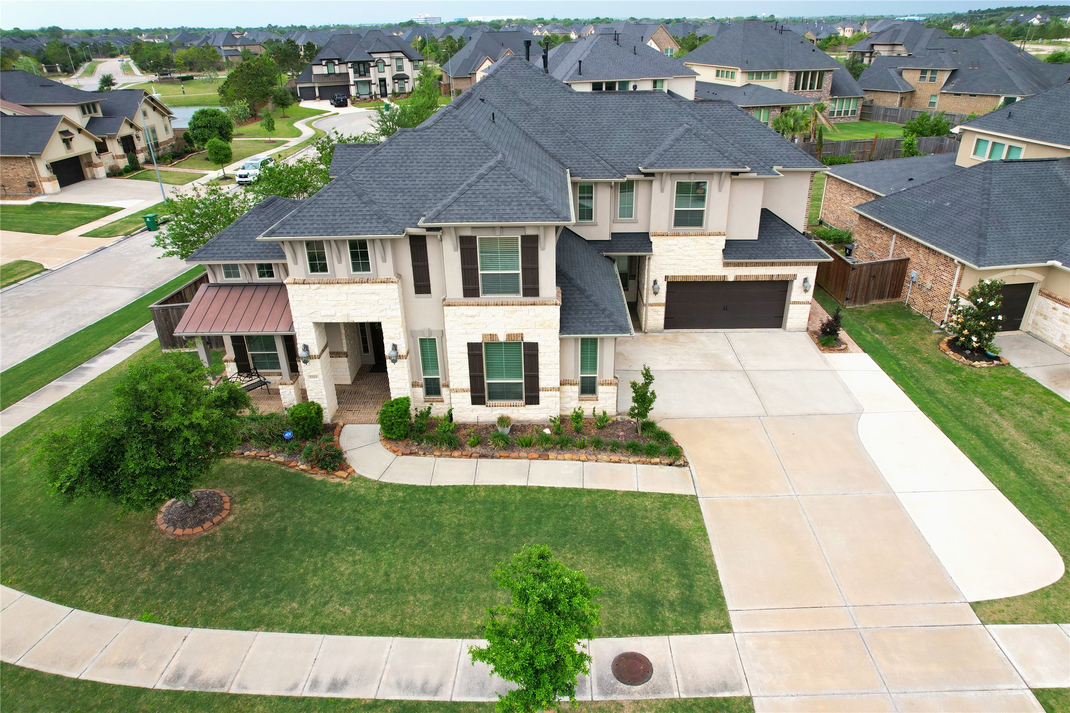 5703 Crockett Creek Court Houston TX 77059