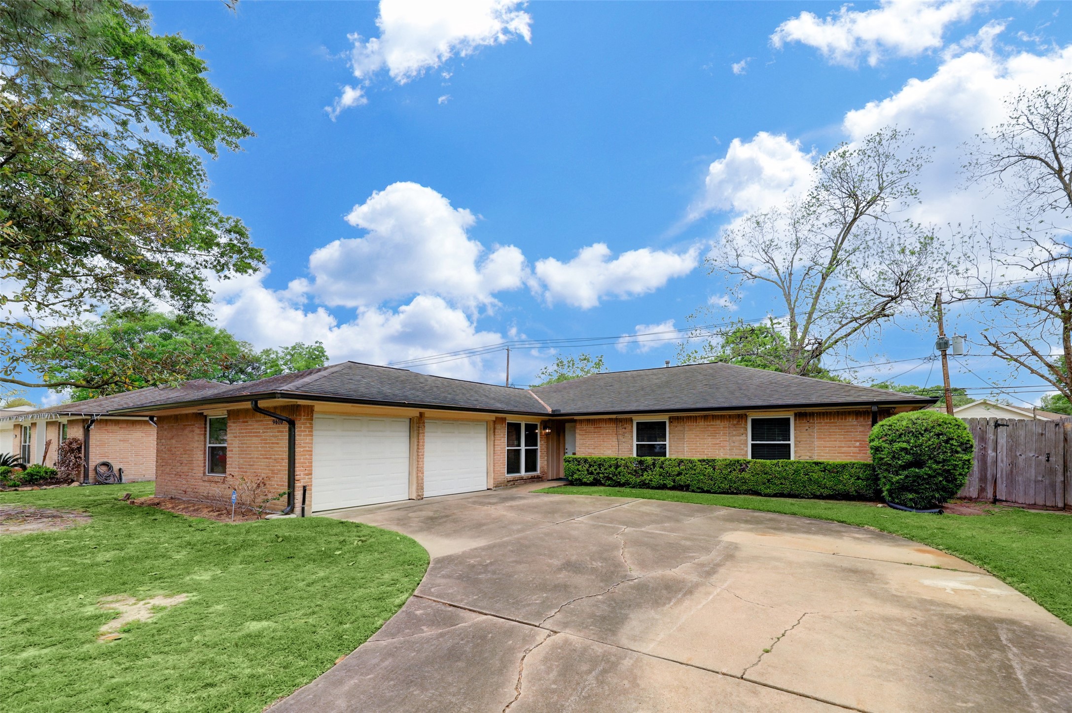 9610 Meadowvale Drive Houston TX 77063