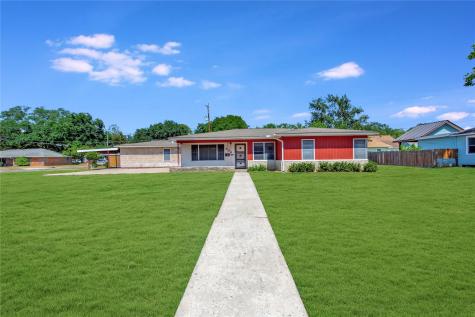 306 Live Oak Street Baytown TX 77520