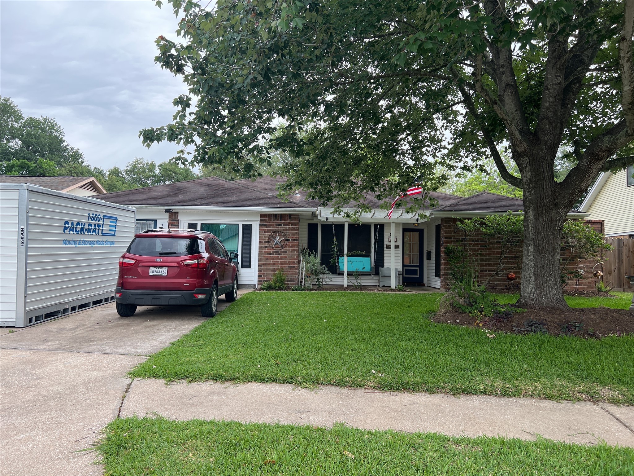 5009 Groveton Lane Pearland TX 77584