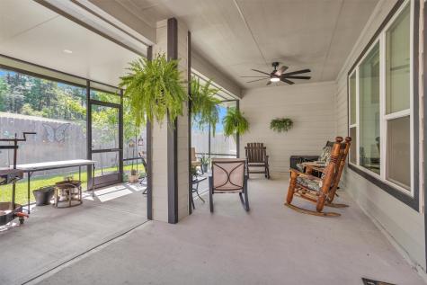 954 Golden Willow Lane Conroe TX 77304