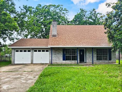 106 Dogwood Street Lake Jackson TX 77566