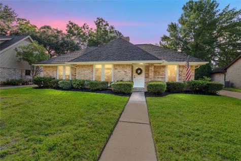 2711 Cane Field Drive Sugar Land TX 77479