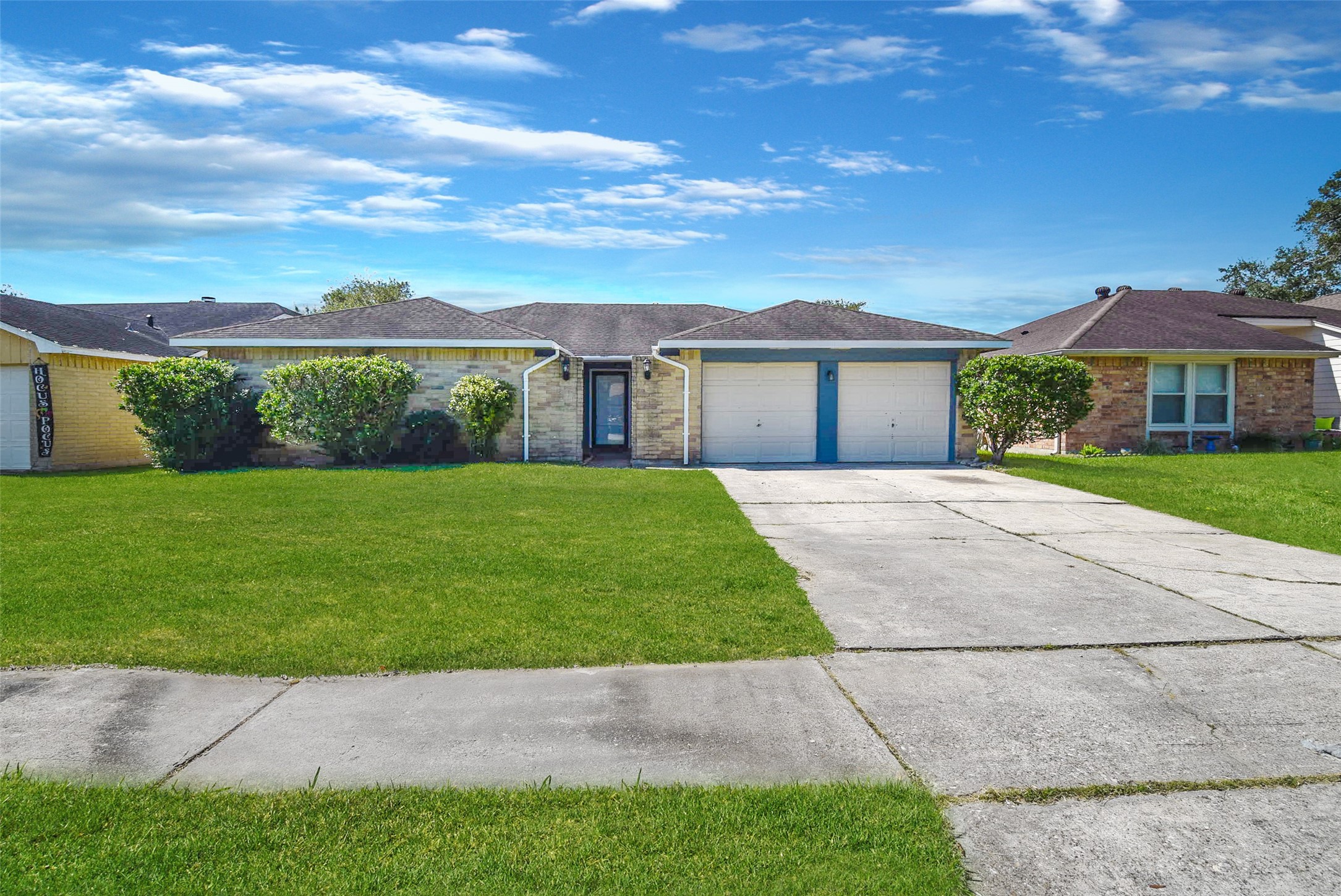 2154 Pilgrims Point Drive Friendswood TX 77546