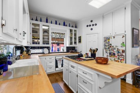 6710 Spring Cypress Road Spring TX 77379