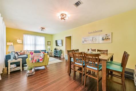3927 Bernardo De Galvez Avenue Galveston TX 77550