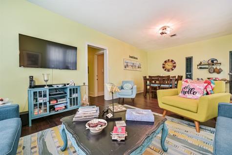 3927 Bernardo De Galvez Avenue Galveston TX 77550