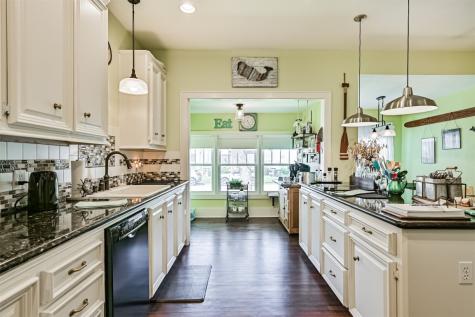 3927 Bernardo De Galvez Avenue Galveston TX 77550