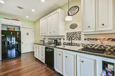 3927 Bernardo De Galvez Avenue Galveston TX 77550