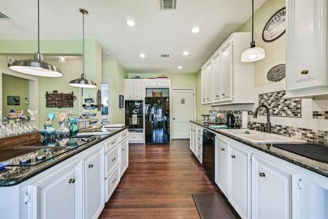 3927 Bernardo De Galvez Avenue Galveston TX 77550