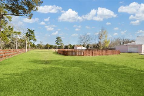 5815 Avenue G 1/2 Santa Fe TX 77510