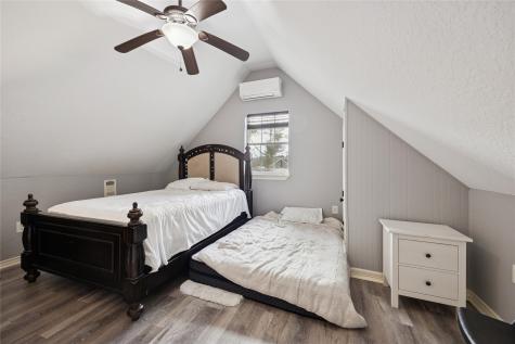 5815 Avenue G 1/2 Santa Fe TX 77510