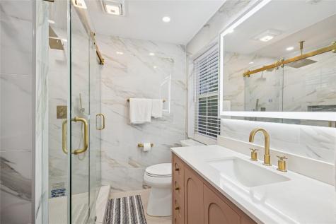 5815 Avenue G 1/2 Santa Fe TX 77510