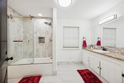 5815 Avenue G 1/2 Santa Fe TX 77510