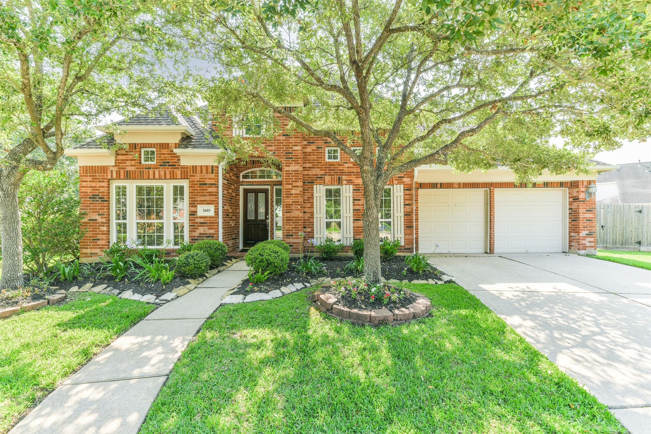 3603 Dogwood Blossom Court Pearland TX 77581