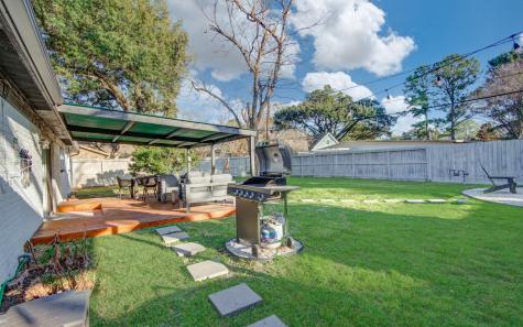 9515 Meadowglen Lane Houston TX 77063