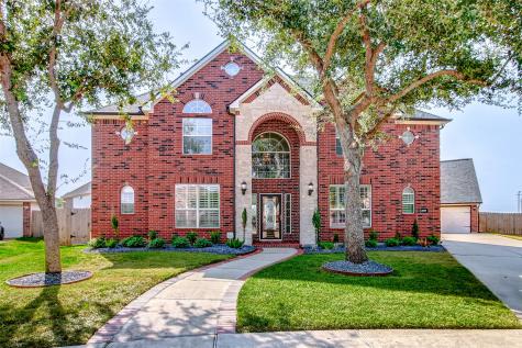 2615 Sunrise Harbor Lane Pearland TX 77584