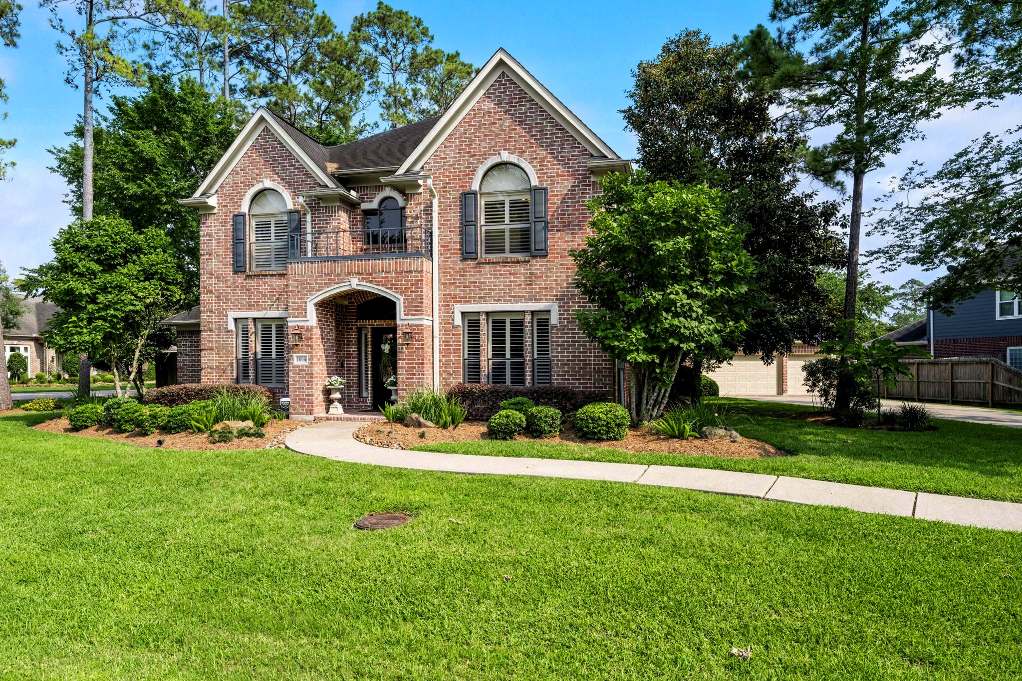 1006 Acorn Court Friendswood TX 77546