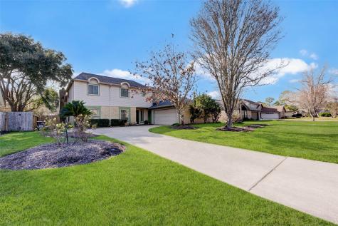 413 Westwood Drive Friendswood TX 77546