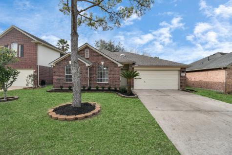 4962 Sentry Woods Lane Pearland TX 77584