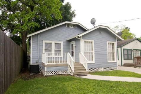1009 W 23rd Street Houston TX 77008