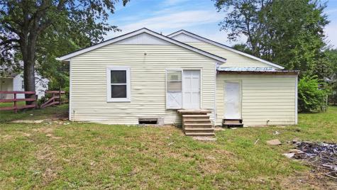 918 Martin Luther King Drive Huntsville TX 77320