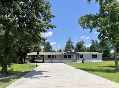 901 County Road 5021 Cleveland TX 77327