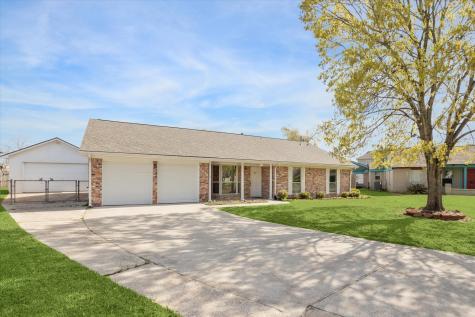 5023 Briarbrook Drive Dickinson TX 77539