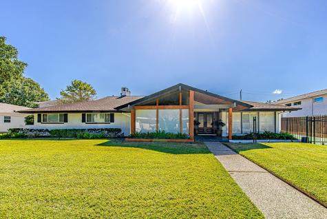 5135 Braesheather Drive Houston TX 77096