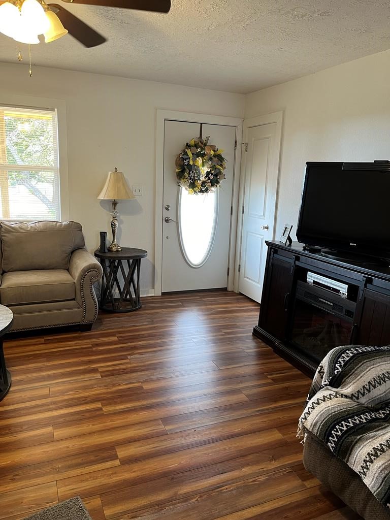 1232 County Road 1805 Crockett TX 75835