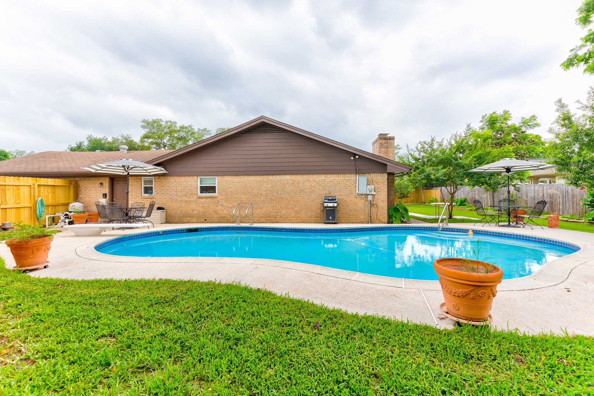 4359 Parkmead Drive Seabrook TX 77586