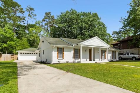725 Holly Springs Drive Conroe TX 77302