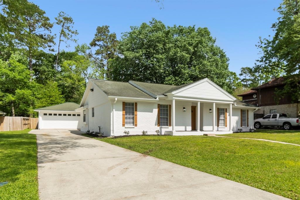 725 Holly Springs Drive Conroe TX 77302