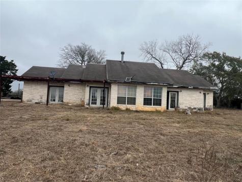 1448 Private Road 6013 Giddings TX 78942