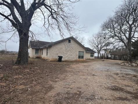 1448 Private Road 6013 Giddings TX 78942