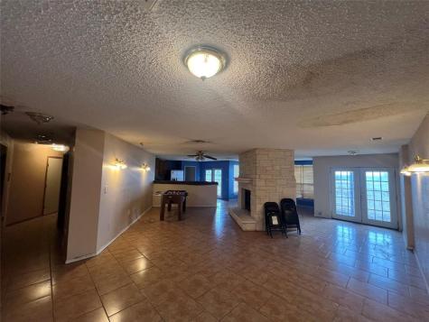 1448 Private Road 6013 Giddings TX 78942