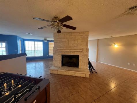 1448 Private Road 6013 Giddings TX 78942