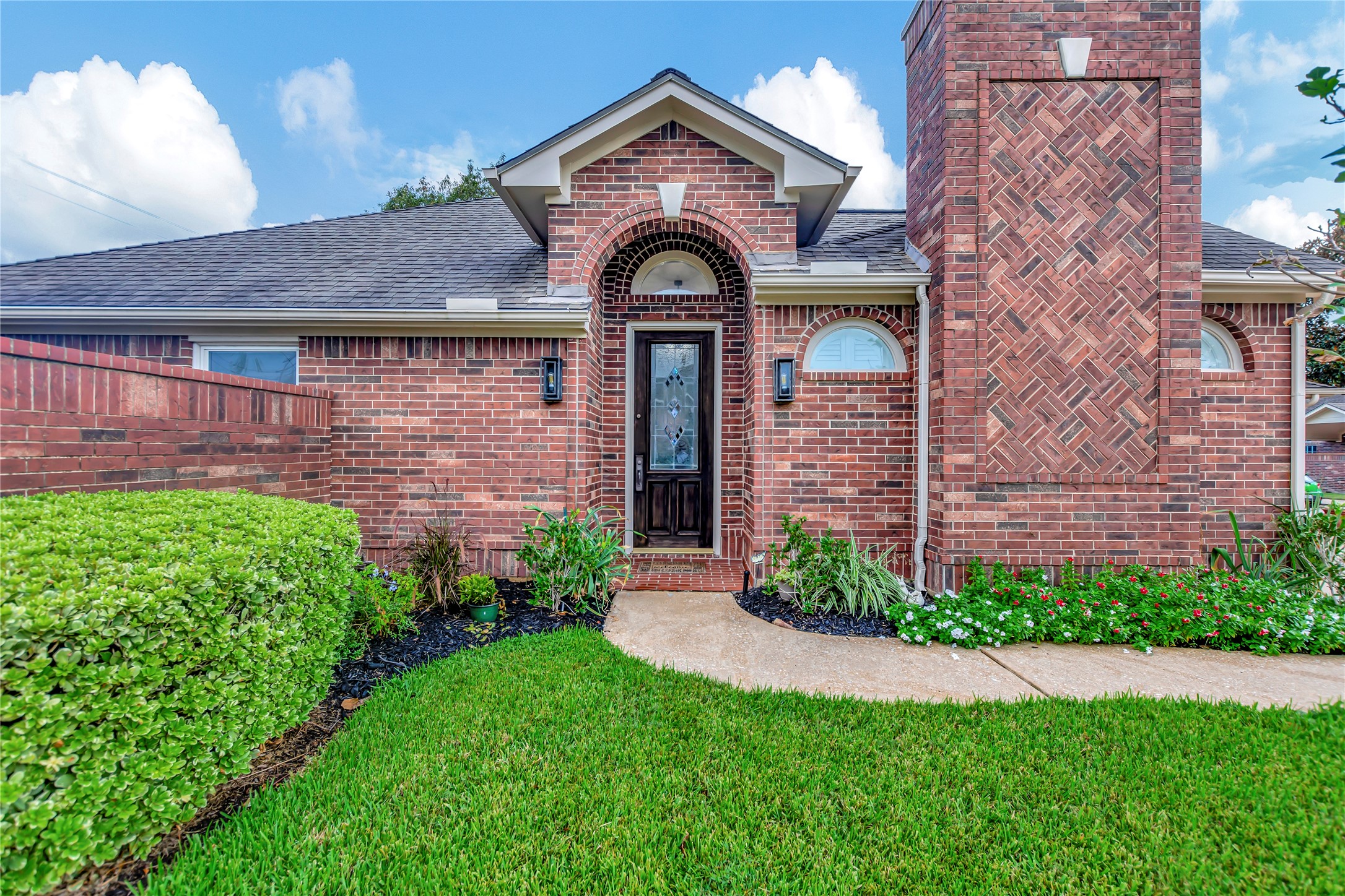 302 Pine Creek Drive Friendswood TX 77546