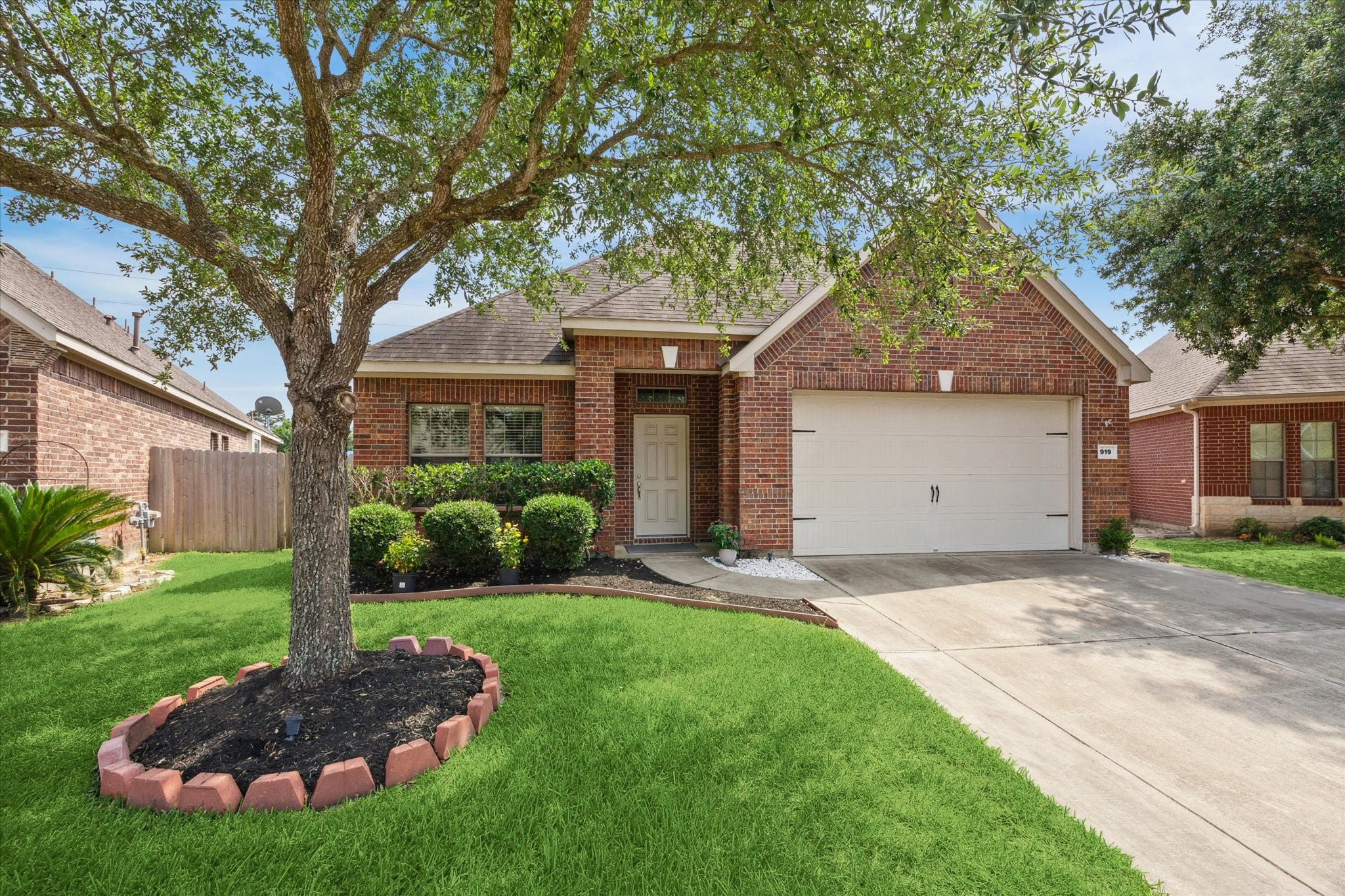 919 E Tide Bay Circle Katy TX 77494