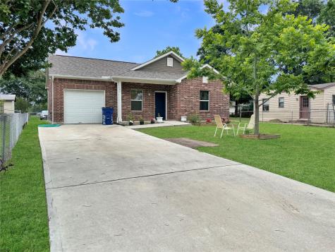 1204 13th Street N Texas City TX 77590