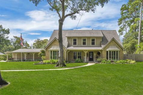 1202 Golden Bear Lane Kingwood TX 77339