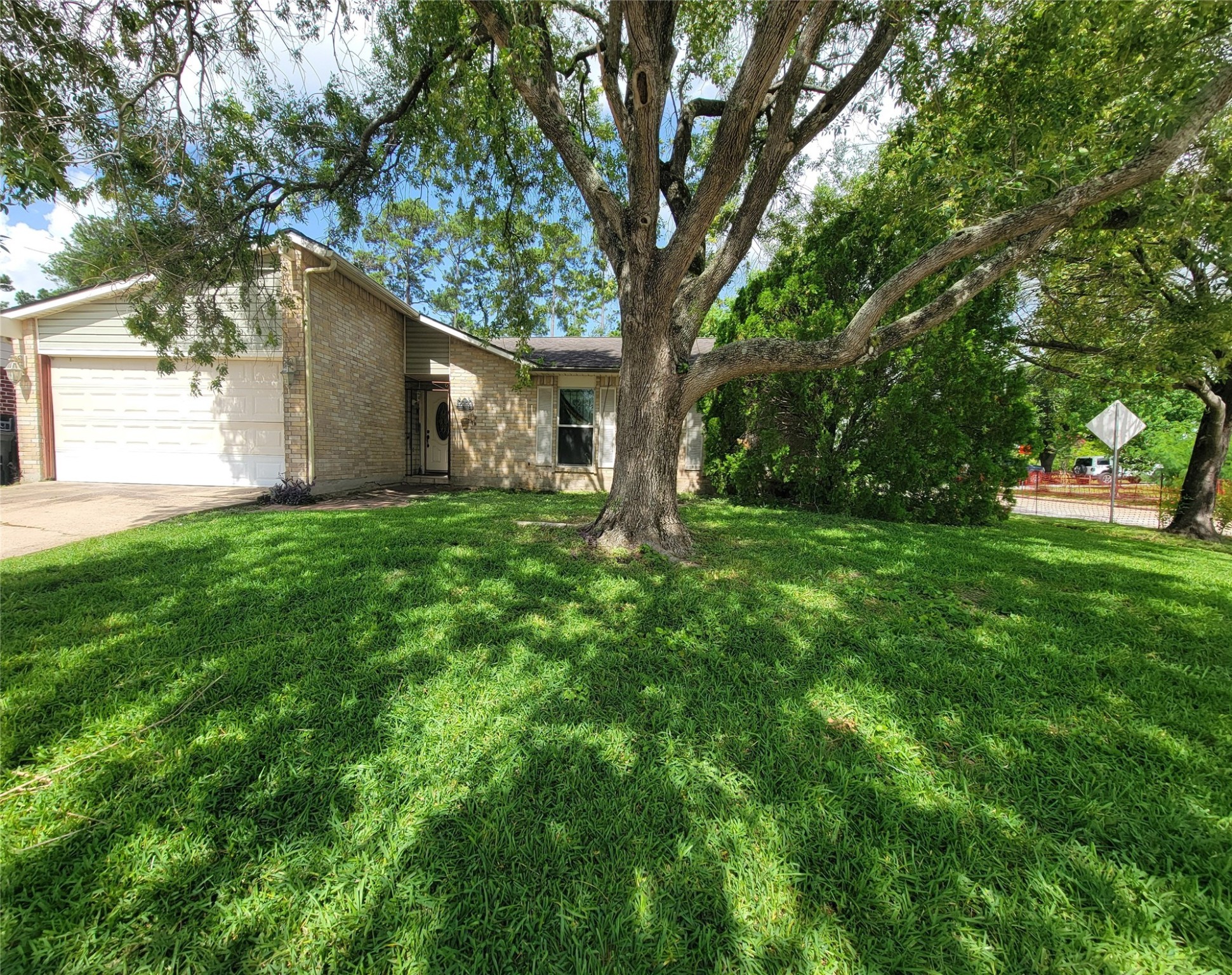 6335 Hollow Pines Drive Houston TX 77049