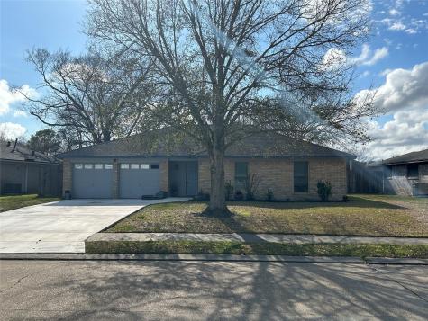 520 Walnut Street Lake Jackson TX 77566