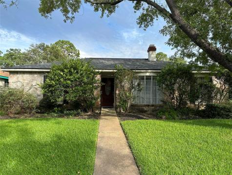 10535 Huntington Dale Drive Houston TX 77099