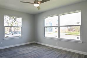 4024 Avenue N 1/2 Street Galveston TX 77550
