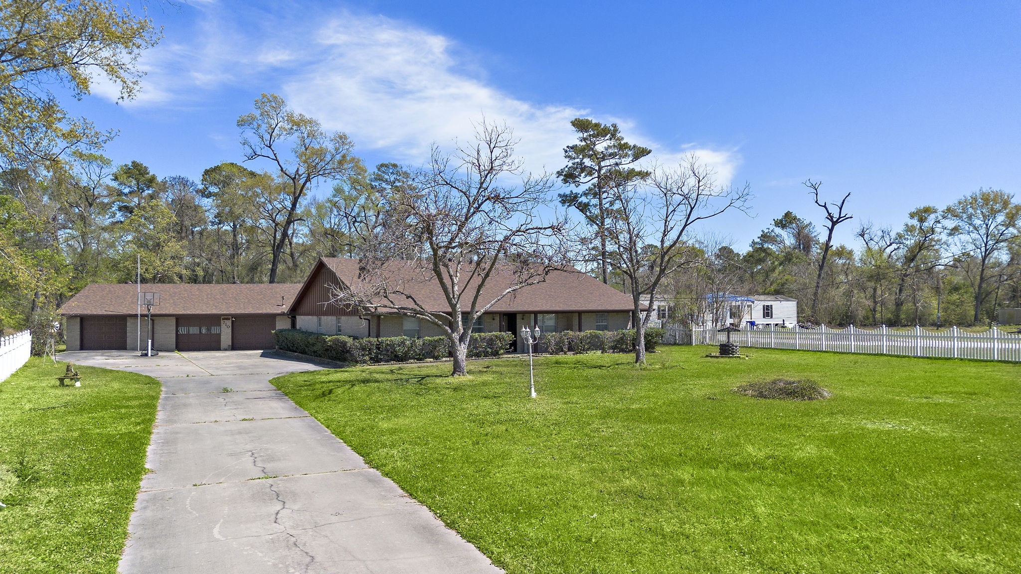 710 Woodland Street Channelview TX 77530
